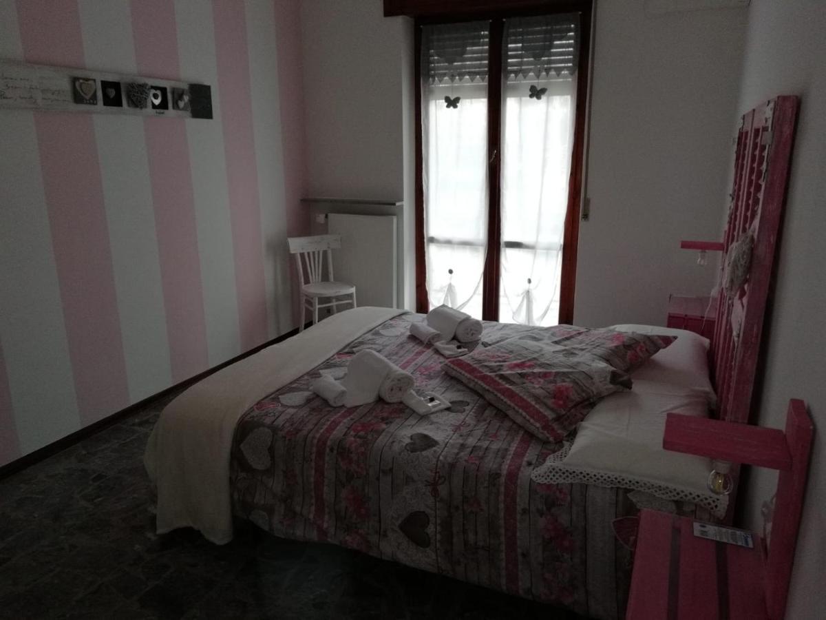 Good Morning Shopping Bed & Breakfast Serravalle Scrivia Bagian luar foto