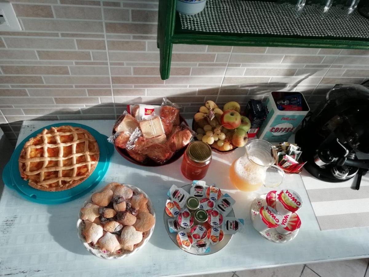 Good Morning Shopping Bed & Breakfast Serravalle Scrivia Bagian luar foto